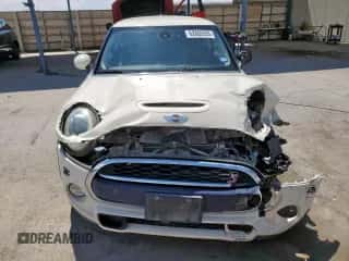 2015 MINI Hardtop S with VIN WMWXP7C56F2A58203, listed as a Copart auction lot 62602855 with 101,679 mi miles and Salvage title. Bid and sale history available at DreamBid. Image 5.