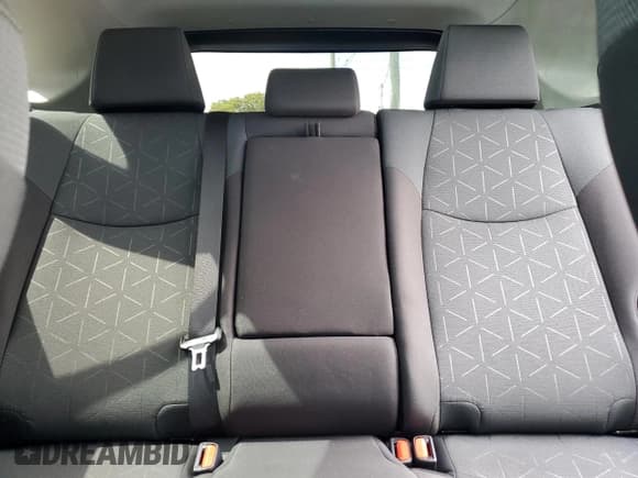 ✅ 2025 Toyota RAV4 XLE • VIN: 2T3W1RFV0SC327660 • Lot: 86327635. Listed on Copart with 21,882 mi. Free auction sales archive from the USA and detailed vehicle history report at DreamBid. Image 10.