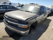 ✅ 2002 Chevrolet Silverado 1500 LT • VIN: 2GCEK19T421266454 • Лот: 65577354. Опубликован ранее на Copart с пробегом Не указан. Бесплатный доступ к архиву аукционных продаж из США и подробный отчёт об истории автомобиля на DreamBid. Изображение 1.