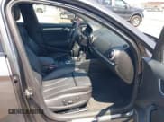 ✅ 2017 Audi S3 Premium Plus • VIN: WAUB1GFF9H1034080 • Лот: 43048131. Опубликован ранее на IAAI с пробегом 114 679 миль. Бесплатный доступ к архиву аукционных продаж из США и подробный отчёт об истории автомобиля на DreamBid. Изображение 5.