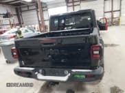 ✅ 2024 Jeep Gladiator Willys • VIN: 1C6HJTAG3RL117149 • Лот: 41739320. Опубликован ранее на IAAI с пробегом 6 073 миль. Бесплатный доступ к архиву аукционных продаж из США и подробный отчёт об истории автомобиля на DreamBid. Изображение 16.