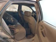 ✅ 1998 Ford Taurus SE Comfort • VIN: 1FAFP53S2WG111171 • Lot: 42486167. Wystawiony na IAAI z przebiegiem 161 329 mil. Bezpłatny archiwum sprzedaży aukcyjnych z USA i szczegółowy raport historii pojazdu na DreamBid. Zdjęcie 8.