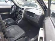 ✅ 2008 Jeep Patriot Limited • VIN: 1J8FT48W78D575954 • Lot: 42357274. Listed on IAAI with 102,687 mi. Free auction sales archive from the USA and detailed vehicle history report at DreamBid. Image 5.