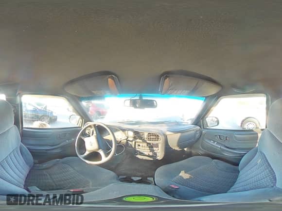 1998 Chevrolet S-10 LS with VIN 1GCCS19XXW8243161, listed as a Copart auction lot 78302614 with 196,624 mi miles and Salvage title. Bid and sale history available at DreamBid. Image 12.