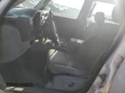 ✅ 2007 Jeep Commander Sport • VIN: 1J8HG48K27C570532 • Лот: 80363025. Опубликован ранее на Copart с пробегом 209 487 миль. Бесплатный доступ к архиву аукционных продаж из США и подробный отчёт об истории автомобиля на DreamBid. Изображение 7.