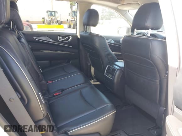 ✅ 2019 Infiniti QX60 Pure • VIN: 5N1DL0MM0KC557428 • Лот: 42994091. Опубликован ранее на IAAI с пробегом 99 456 миль. Бесплатный доступ к архиву аукционных продаж из США и подробный отчёт об истории автомобиля на DreamBid. Изображение 8.