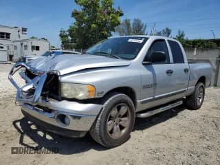 ✅ 2005 Dodge 1500 SLT • VIN: 1D7HA18D55S173401 • Лот: 50729554. Опубликован ранее на Copart с пробегом 221 950 миль. Бесплатный доступ к архиву аукционных продаж из США и подробный отчёт об истории автомобиля на DreamBid. Изображение 1.