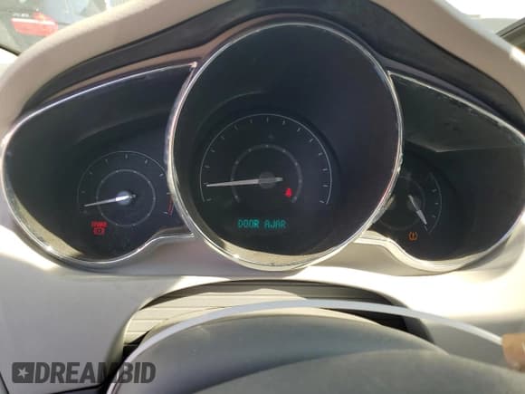 ✅ 2011 Chevrolet Malibu 1FL • VIN: 1G1ZA5EUXBF361029 • Lot: 74943584. Listed on Copart with 95,688 mi. Free auction sales archive from the USA and detailed vehicle history report at DreamBid. Image 9.