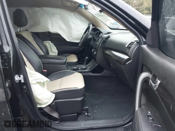 ✅ 2011 Kia Sorento EX • VIN: 5XYKUDA29BG060246 • Лот: 43409229. Опубликован ранее на IAAI с пробегом 164 576 миль. Бесплатный доступ к архиву аукционных продаж из США и подробный отчёт об истории автомобиля на DreamBid. Изображение 5.