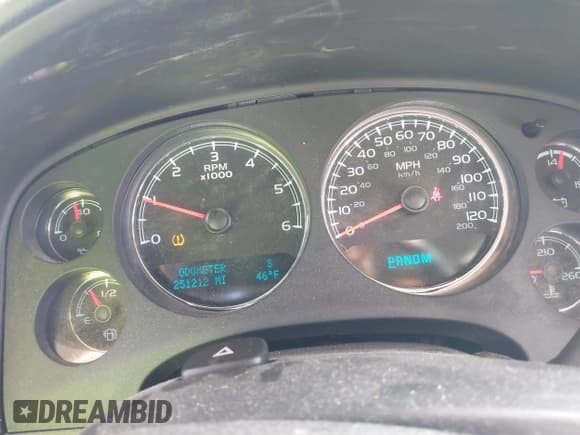 ✅ 2012 Chevrolet Tahoe LTZ • VIN: 1GNSKCE04CR116578 • Lot: 43337709. Listed on IAAI with 251,212 mi. Free auction sales archive from the USA and detailed vehicle history report at DreamBid. Image 7.