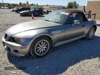 ✅ 2001 BMW Z3 2.5 • VIN: WBACN33491LM03874 • Lot: 77382024. Listed on Copart with 268,283 mi. Free auction sales archive from the USA and detailed vehicle history report at DreamBid. Image 1.