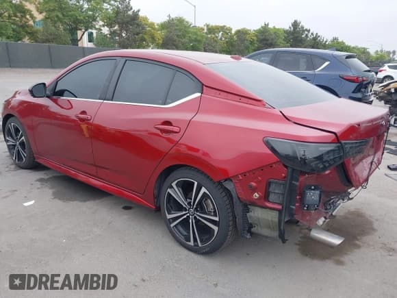 ✅ 2020 Nissan Sentra SR • VIN: 3N1AB8DV6LY306359 • Lot: 42402723. Listed on IAAI with 134,493 mi. Free auction sales archive from the USA and detailed vehicle history report at DreamBid. Image 3.