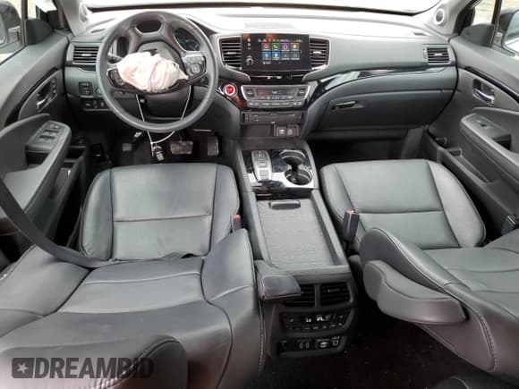 ✅ 2022 Honda Pilot Touring 7-Passenger • VIN: 5FNYF5H65NB030899 • Lot: 67962524. Listed on Copart with 34,124 mi. Free auction sales archive from the USA and detailed vehicle history report at DreamBid. Image 8.