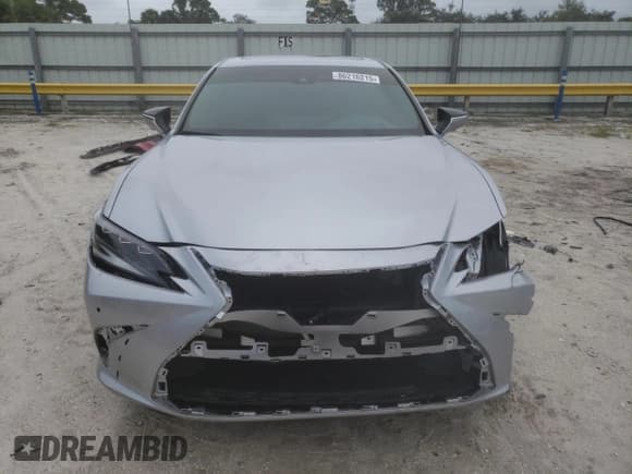 ✅ 2024 Lexus ES 350 F Sport • VIN: 58AJZ1B1XRU174741 • Lot: 86216215. Wystawiony na Copart z przebiegiem 15 898 mil. Bezpłatny archiwum sprzedaży aukcyjnych z USA i szczegółowy raport historii pojazdu na DreamBid. Zdjęcie 5.
