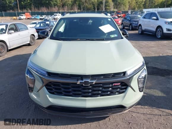 2024 Chevrolet Trax 2RS with VIN KL77LJE26RC103356, listed as a IAAI auction lot 43149501 with 29,777 mi miles and . Bid and sale history available at DreamBid. Image 12.