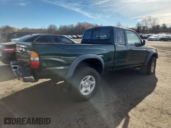 ✅ 2001 Toyota Tacoma • VIN: 5TEWN72N11Z835510 • Lot: 92598565. Listed on Copart with Not provided. Free auction sales archive from the USA and detailed vehicle history report at DreamBid. Image 3.