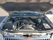 ✅ 2005 Mercury Mountaineer Convenience • VIN: 4M2DU86WX5ZJ31062 • Lot: 61642825. Listed on Copart with 217,865 mi. Free auction sales archive from the USA and detailed vehicle history report at DreamBid. Image 12.