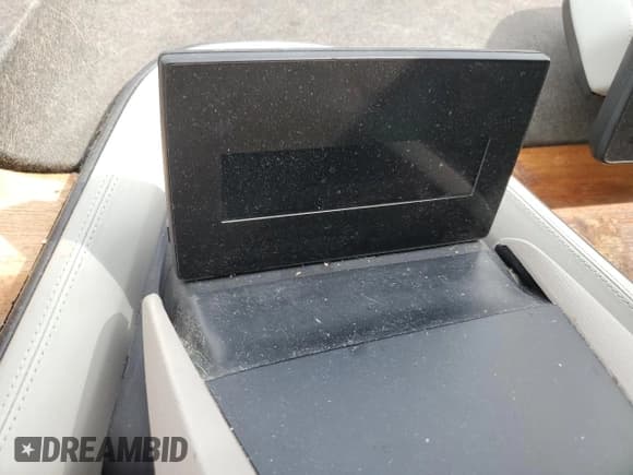 ✅ 2015 BMW i3 • VIN: WBY1Z4C51FV502020 • Lot: 54214535. Listed on Copart with Not provided. Free auction sales archive from the USA and detailed vehicle history report at DreamBid. Image 9.