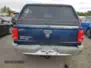 2005 Dodge Dakota SLT z VIN 1D7HE48K25S298652, wystawiony jako Copart lot #76132854 z przebiegiem 149 780 mil mil oraz Czysty tytuł • Clean title. Historia ofert i sprzedaży dostępna na DreamBid. Obrazek 6.