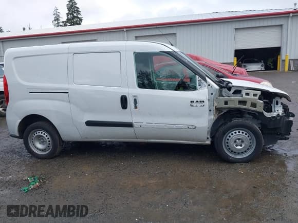 ✅ 2022 Ram ProMaster City Passenger • VIN: ZFBHRFAB7N6W36174 • Лот: 41472606. Опубликован ранее на IAAI с пробегом 84 269 миль. Бесплатный доступ к архиву аукционных продаж из США и подробный отчёт об истории автомобиля на DreamBid. Изображение 14.