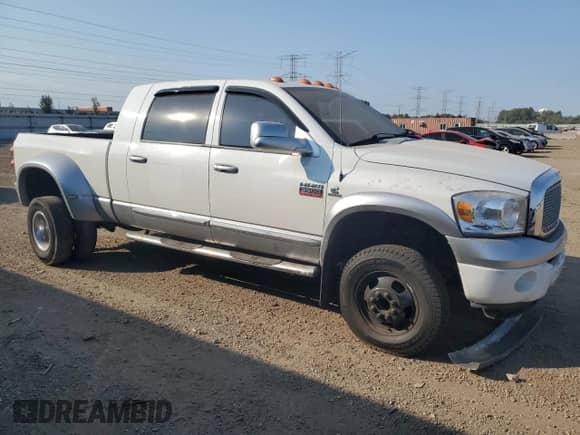 2008 Dodge 3500 Laramie with VIN 3D7MX49A08G156147, listed as a Copart auction lot 80211355 with 371,958 mi miles and Salvage title. Bid and sale history available at DreamBid. Image 4.