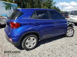 2020 Hyundai Venue SE z VIN KMHRB8A32LU040288, wystawiony jako Copart lot #71786944 z przebiegiem 60 745 mil mil oraz Nie do naprawy • Non repairable. Historia ofert i sprzedaży dostępna na DreamBid. Obrazek 3.