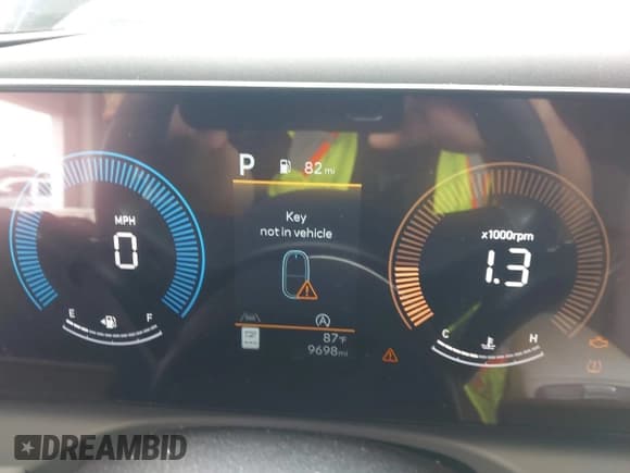 ✅ 2025 Hyundai Tucson SEL • VIN: 5NMJB3DE6SH458604 • Лот: 43070325. Опубликован ранее на IAAI с пробегом 10 000 миль. Бесплатный доступ к архиву аукционных продаж из США и подробный отчёт об истории автомобиля на DreamBid. Изображение 7.