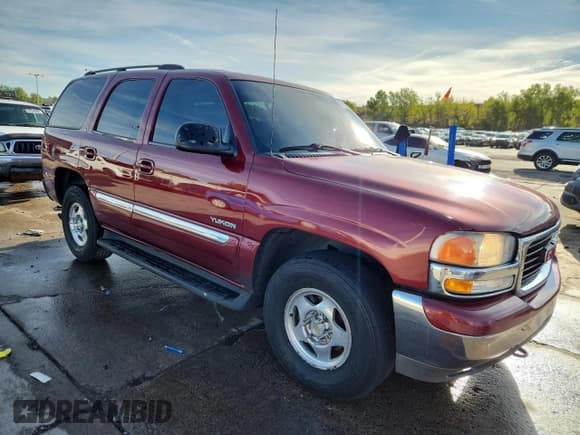 ✅ 2003 GMC Yukon SLT • VIN: 1GKEK13ZX3R188028 • Lot: 84249075. Wystawiony na Copart z przebiegiem 255 589 mil. Bezpłatny archiwum sprzedaży aukcyjnych z USA i szczegółowy raport historii pojazdu na DreamBid. Zdjęcie 4.