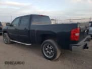 ✅ 2007 Chevrolet Silverado 2500HD 1LT • VIN: 1GCHC23K37F557396 • Lot: 82923304. Wystawiony na Copart z przebiegiem 216 709 mil. Bezpłatny archiwum sprzedaży aukcyjnych z USA i szczegółowy raport historii pojazdu na DreamBid. Zdjęcie 2.
