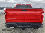 ✅ 2020 Chevrolet Silverado 1500 LT Trail Boss • VIN: 3GCPYFED0LG320330 • Lot: 96393615. Wystawiony na Copart z przebiegiem 100 076 mil. Bezpłatny archiwum sprzedaży aukcyjnych z USA i szczegółowy raport historii pojazdu na DreamBid. Zdjęcie 6.