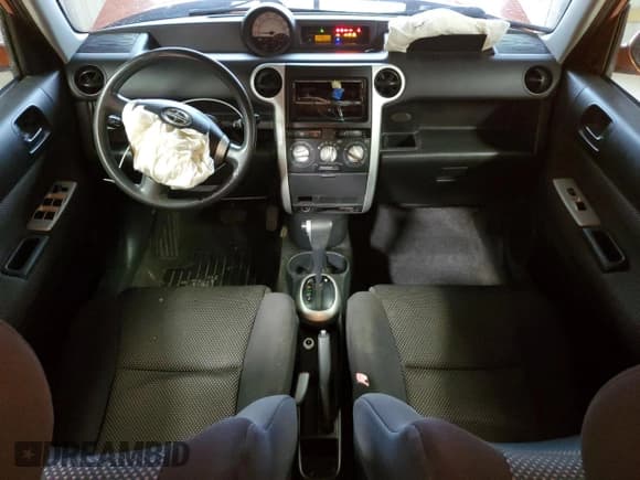 ✅ 2004 Scion xB • VIN: JTLKT324740163000 • Лот: 58523155. Опубликован ранее на Copart с пробегом 199 580 миль. Бесплатный доступ к архиву аукционных продаж из США и подробный отчёт об истории автомобиля на DreamBid. Изображение 8.