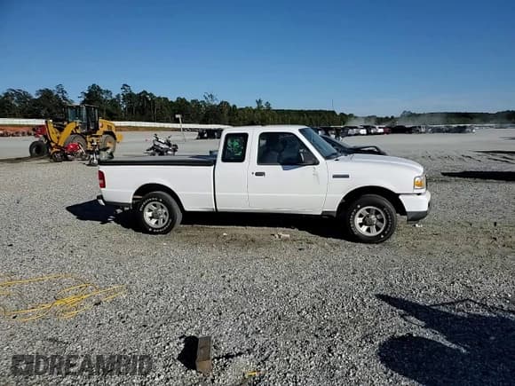✅ 2011 Ford Ranger XLT • VIN: 1FTKR1EEXBPA12501 • Lot: 86212375. Listed on Copart with 109,493 mi. Free auction sales archive from the USA and detailed vehicle history report at DreamBid. Image 13.