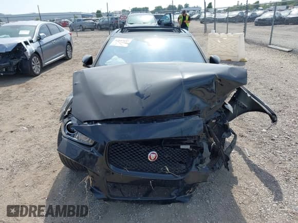 ✅ 2018 Jaguar XE 35t R-Sport • VIN: SAJAL4EV2JCP26483 • Lot: 43147437. Listed on IAAI with 68,858 mi. Free auction sales archive from the USA and detailed vehicle history report at DreamBid. Image 13.