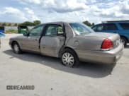 ✅ 2003 Ford Crown Victoria LX • VIN: 2FAHP74W63X124565 • Lot: 71051034. Wystawiony na Copart z przebiegiem 89 976 mil. Bezpłatny archiwum sprzedaży aukcyjnych z USA i szczegółowy raport historii pojazdu na DreamBid. Zdjęcie 2.