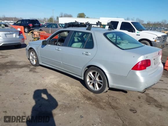 ✅ 2008 Saab 9-5 • VIN: YS3ED45G783500330 • Lot: 41634209. Wystawiony na IAAI z przebiegiem 170 382 mil. Bezpłatny archiwum sprzedaży aukcyjnych z USA i szczegółowy raport historii pojazdu na DreamBid. Zdjęcie 3.