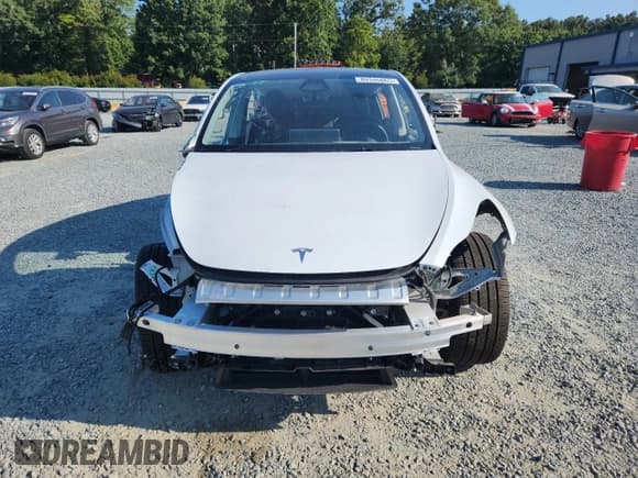 ✅ 2025 Tesla Model Y Long Range • VIN: 7SAYGDED4SA352889 • Лот: 80346865. Опубликован ранее на Copart с пробегом 7 640 миль. Бесплатный доступ к архиву аукционных продаж из США и подробный отчёт об истории автомобиля на DreamBid. Изображение 5.
