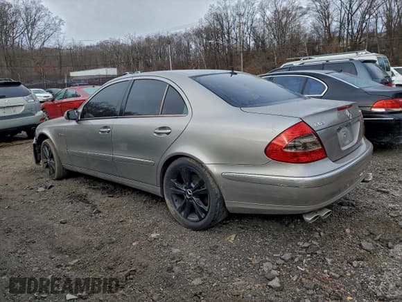 ✅ 2006 Mercedes-Benz E 500 • VIN: WDBUF70J76A838674 • Lot: 96824995. Listed on Copart with 192,959 mi. Free auction sales archive from the USA and detailed vehicle history report at DreamBid. Image 2.