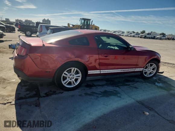 ✅ 2012 Ford Mustang Premium • VIN: 1ZVBP8AMXC5267168 • Lot: 87249505. Listed on Copart with 141,686 mi. Free auction sales archive from the USA and detailed vehicle history report at DreamBid. Image 3.