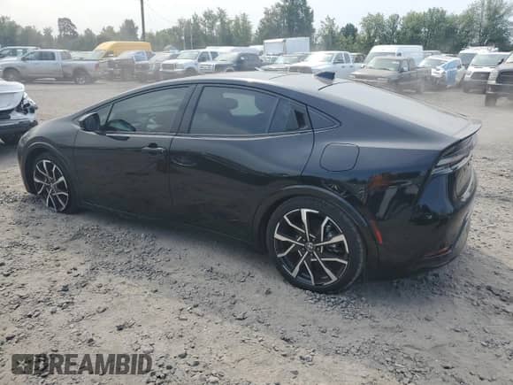 2024 Toyota Prius SE с VIN JTDACACU5R3014309, выставлен на аукционе Copart как лот 69051175 с пробегом 17 251 миль миль и Списание • Salvage title. История ставок и продаж доступна на DreamBid. Изображение 2.