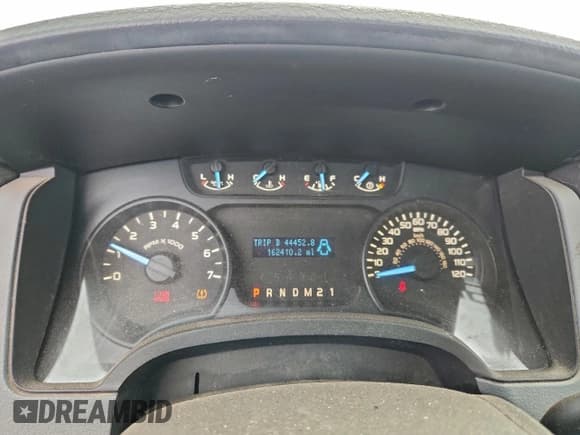 ✅ 2011 Ford F-150 XL • VIN: 1FTNF1EF7BKD87533 • Lot: 95711245. Listed on Copart with 162,410 mi. Free auction sales archive from the USA and detailed vehicle history report at DreamBid. Image 9.