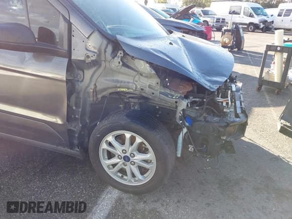 ✅ 2021 Ford Transit Connect XLT • VIN: NM0GS9F26M1487725 • Lot: 43704125. Listed on IAAI with 59,567 mi. Free auction sales archive from the USA and detailed vehicle history report at DreamBid. Image 6.