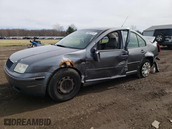 ✅ 2003 Volkswagen Jetta GL • VIN: 3VWRP69M33M197451 • Lot: 50231415. Wystawiony na Copart z przebiegiem 389 228 mil. Bezpłatny archiwum sprzedaży aukcyjnych z USA i szczegółowy raport historii pojazdu na DreamBid. Zdjęcie 1.