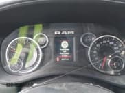 ✅ 2020 Ram 2500 Tradesman • VIN: 3C7WR4HJXLG201931 • Lot: 41832892. Wystawiony na IAAI z przebiegiem 86 215 mil. Bezpłatny archiwum sprzedaży aukcyjnych z USA i szczegółowy raport historii pojazdu na DreamBid. Zdjęcie 7.