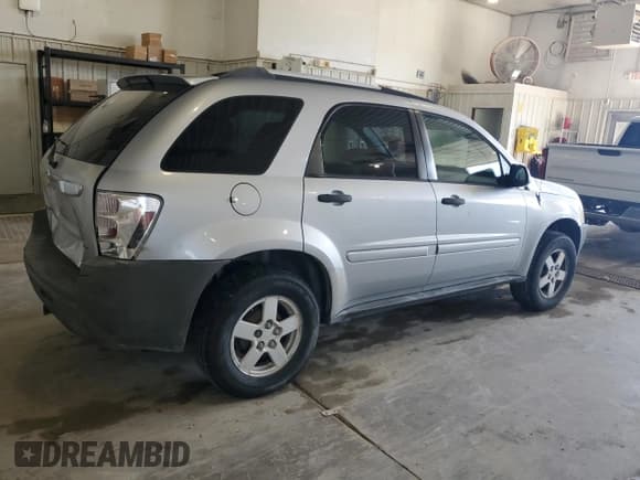 ✅ 2005 Chevrolet Equinox LS • VIN: 2CNDL23F456172692 • Лот: 64838915. Опубликован ранее на Copart с пробегом 156 142 миль. Бесплатный доступ к архиву аукционных продаж из США и подробный отчёт об истории автомобиля на DreamBid. Изображение 3.