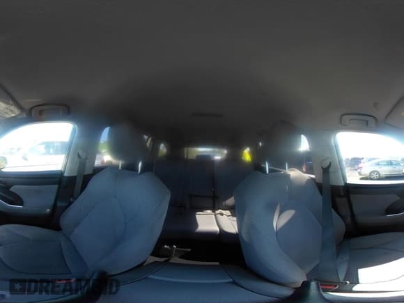 ✅ 2022 Toyota Highlander LE • VIN: 5TDBZRBH4NS215584 • Лот: 43204692. Опубликован ранее на IAAI с пробегом 44 048 миль. Бесплатный доступ к архиву аукционных продаж из США и подробный отчёт об истории автомобиля на DreamBid. Изображение 19.