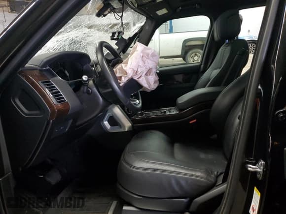 ✅ 2019 Land Rover Range Rover • VIN: SALGS2RE8KA556193 • Lot: 67405085. Listed on Copart with Not provided. Free auction sales archive from the USA and detailed vehicle history report at DreamBid. Image 7.