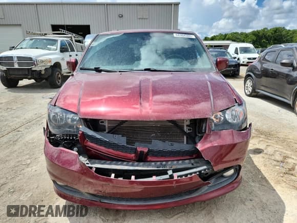 ✅ 2018 Dodge Grand Caravan GT • VIN: 2C4RDGEG1JR336841 • Лот: 68304305. Опубликован ранее на Copart с пробегом 102 771 миль. Бесплатный доступ к архиву аукционных продаж из США и подробный отчёт об истории автомобиля на DreamBid. Изображение 5.
