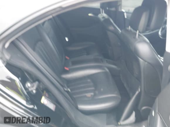 ✅ 2009 Mercedes-Benz CLS 550 • VIN: WDDDJ72X79A150671 • Lot: 43217500. Wystawiony na IAAI z przebiegiem 171 342 mil. Bezpłatny archiwum sprzedaży aukcyjnych z USA i szczegółowy raport historii pojazdu na DreamBid. Zdjęcie 8.