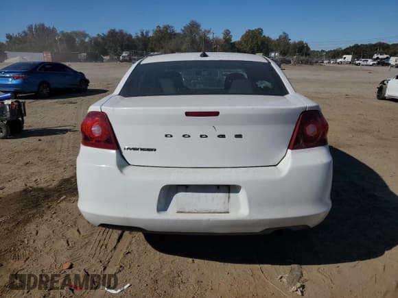 ✅ 2012 Dodge Avenger SE • VIN: 1C3CDZAB9CN216690 • Лот: 77125704. Опубликован ранее на Copart с пробегом 167 976 миль. Бесплатный доступ к архиву аукционных продаж из США и подробный отчёт об истории автомобиля на DreamBid. Изображение 6.