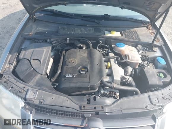 ✅ 2005 Volkswagen Passat GLS • VIN: WVWAD63B75P002304 • Lot: 42424724. Listed on IAAI with 119,440 mi. Free auction sales archive from the USA and detailed vehicle history report at DreamBid. Image 10.